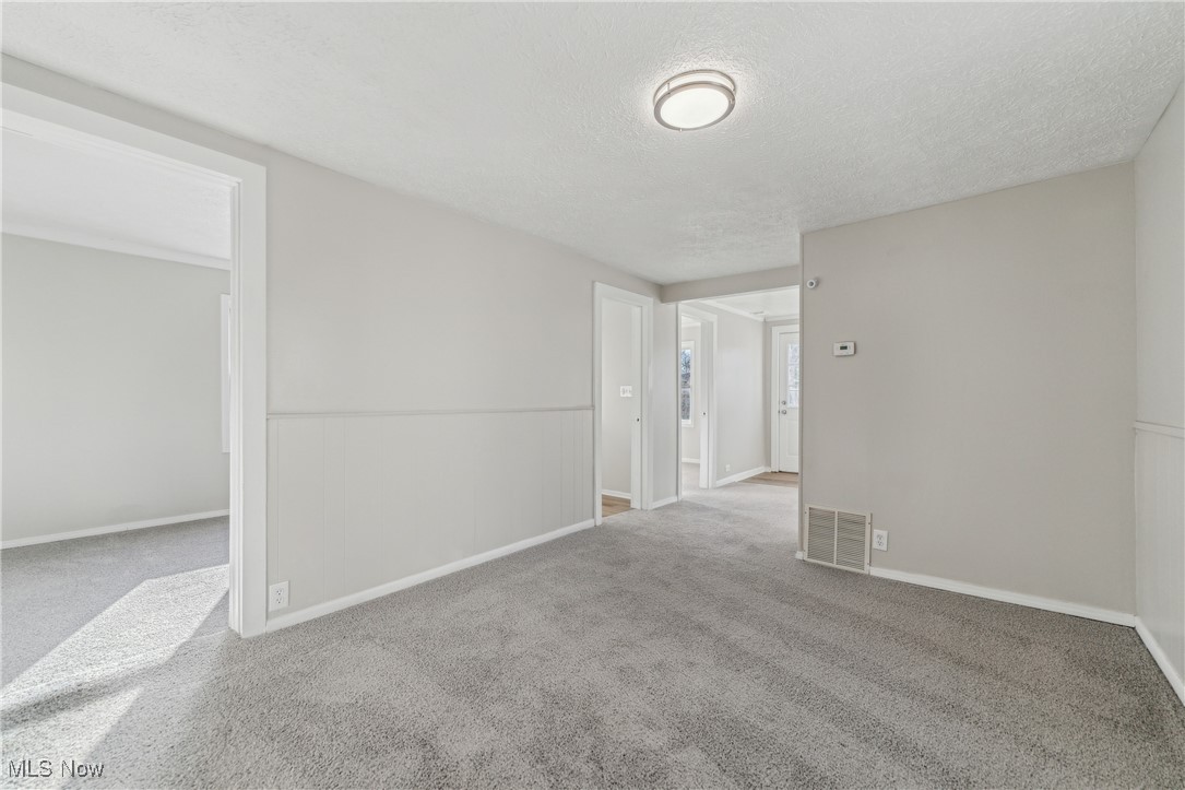254 Oakwood Street, Elyria, Ohio image 15