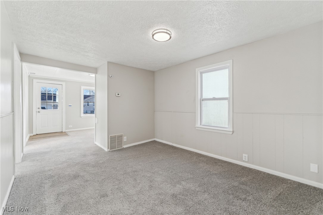 254 Oakwood Street, Elyria, Ohio image 3