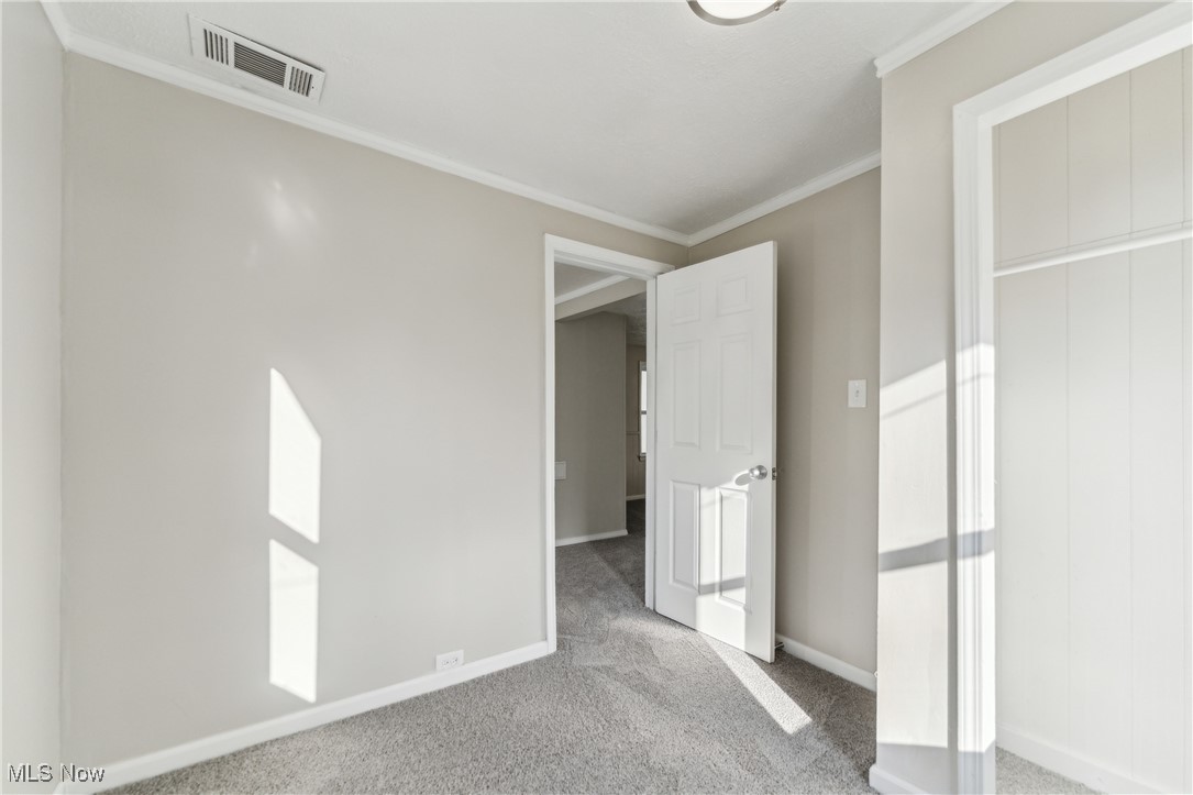 254 Oakwood Street, Elyria, Ohio image 21