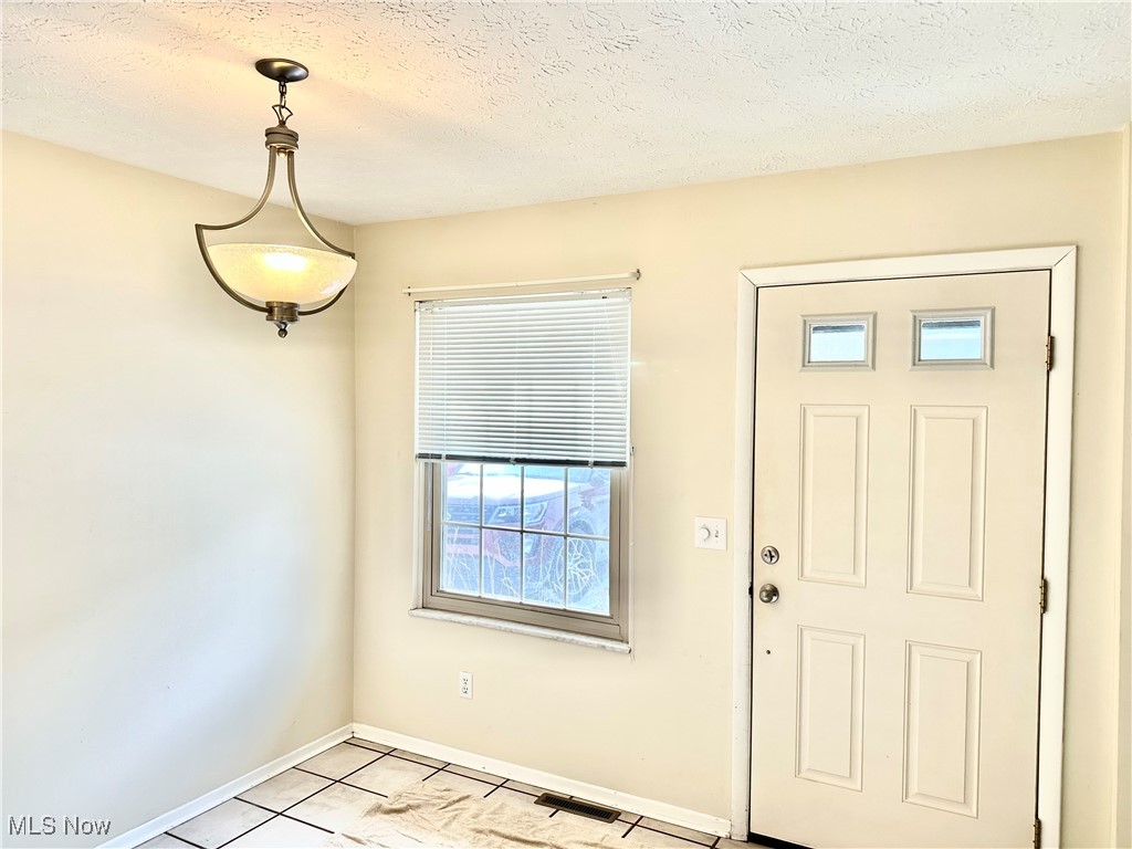 Kent, Ohio 44240, United States, 2 Bedrooms Bedrooms, ,2 BathroomsBathrooms,Residential,Active,13617