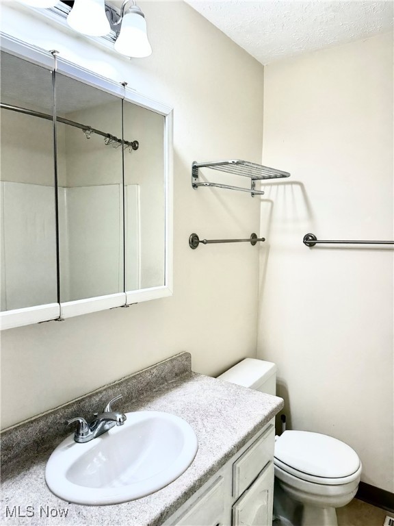 Kent, Ohio 44240, United States, 2 Bedrooms Bedrooms, ,2 BathroomsBathrooms,Residential,Active,13617