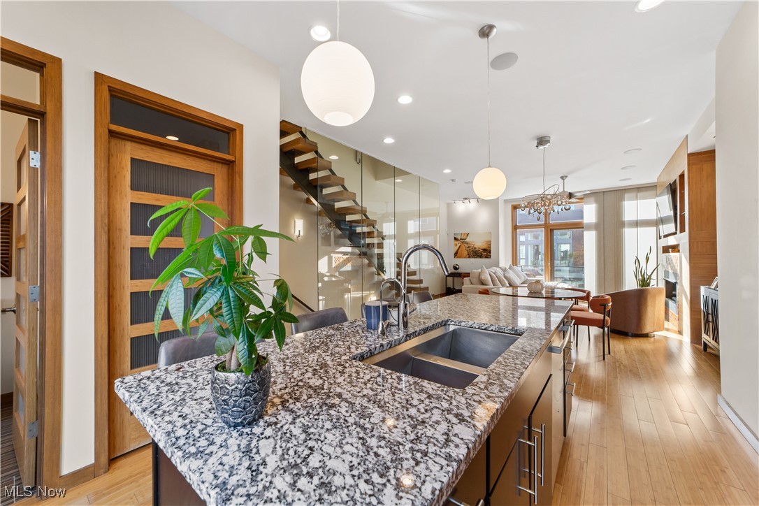 Clifton Pointe - Residential