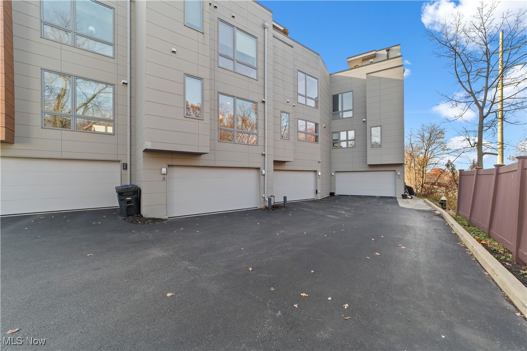 Clifton Pointe - Residential