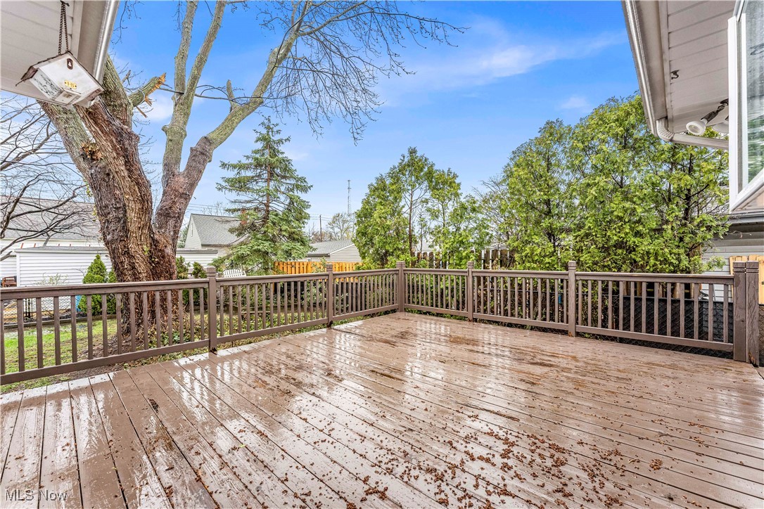 5296 Oak Ridge Drive, Willoughby, Ohio image 8