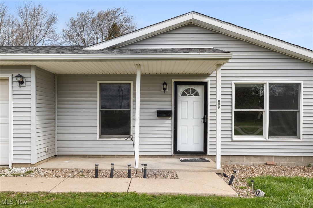 1204 Winthrop Lane, Ashland, Ohio image 2