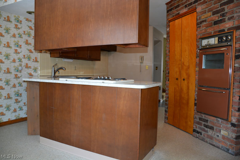 Russell - Residential