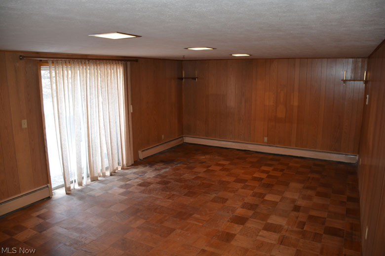 Russell - Residential