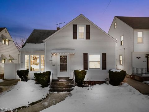 Tiny photo for 8011 Bertha Avenue, Parma, OH 44129 (MLS # 5188025)