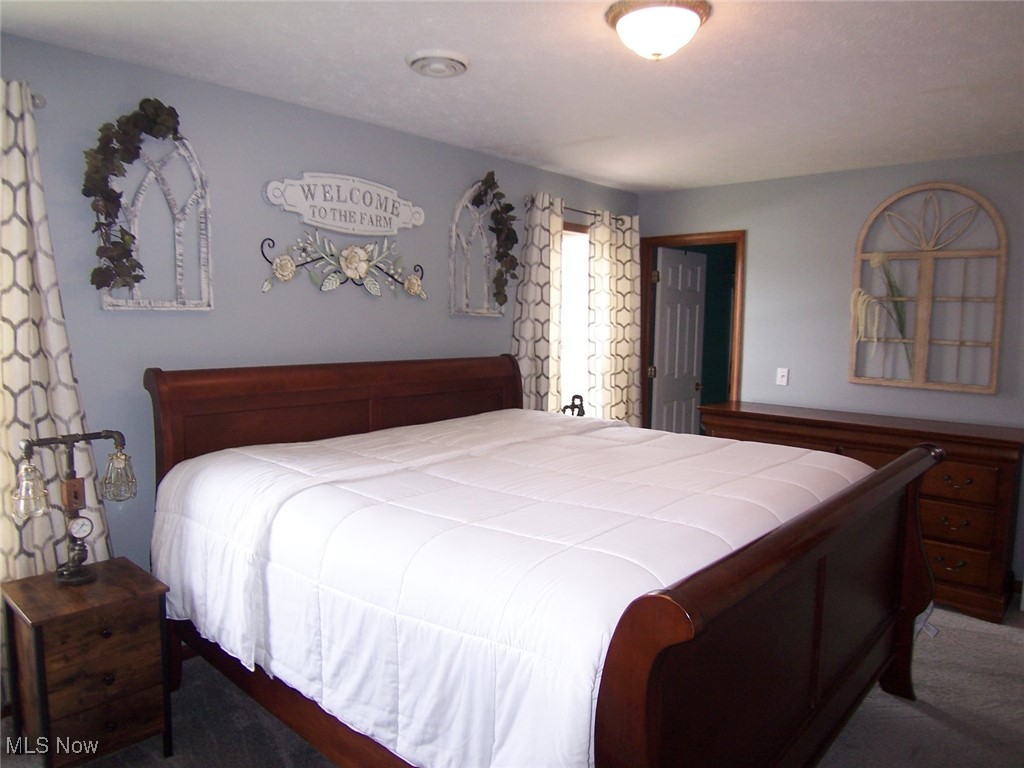 7078 Oak Tree Drive, Lorain, Ohio image 15