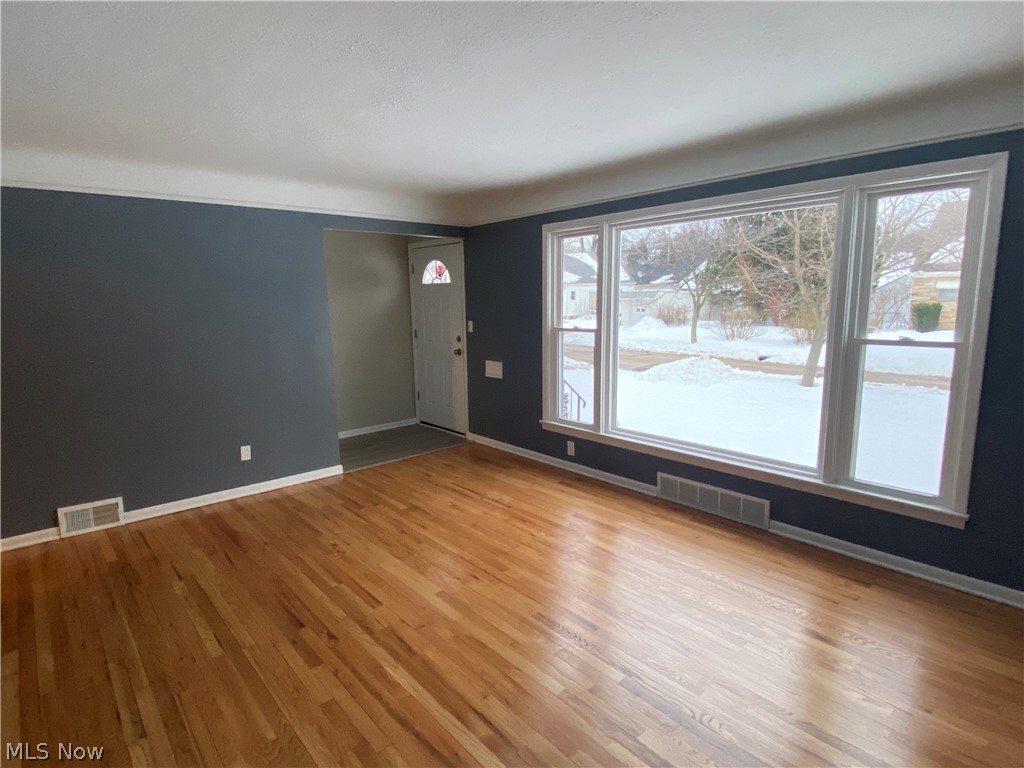 Rosemarie - Residential Lease