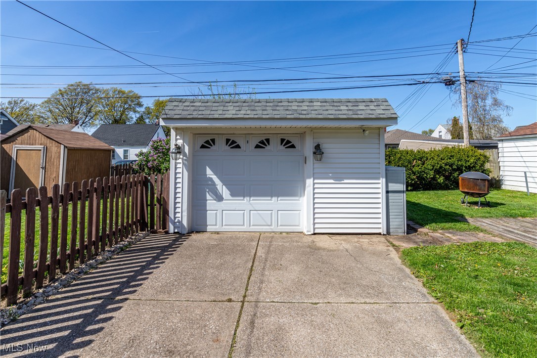 6402 Gerald Avenue, Parma, Ohio image 34