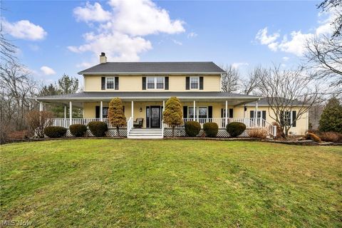 Photo of 11870 Chamberlain Road, Aurora, OH 44202 (MLS # 5187924)