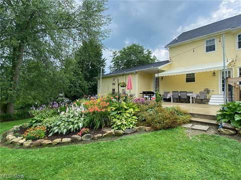 Tiny photo for 11870 Chamberlain Road, Aurora, OH 44202 (MLS # 5187924)