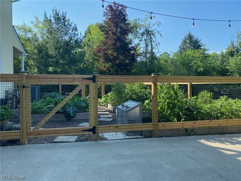 Tiny photo for 11870 Chamberlain Road, Aurora, OH 44202 (MLS # 5187924)