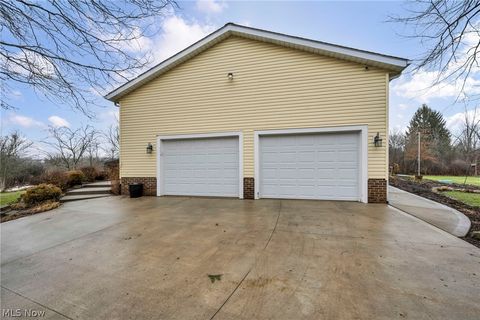 Tiny photo for 11870 Chamberlain Road, Aurora, OH 44202 (MLS # 5187924)