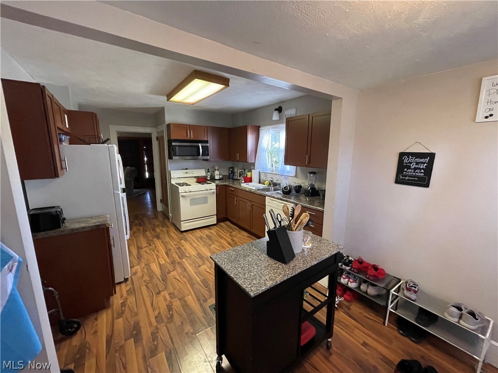 Howland Heights - Residential