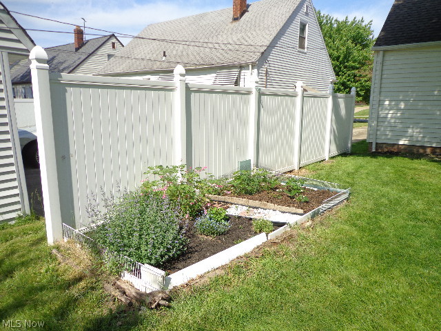 Mayfair Acres - Residential