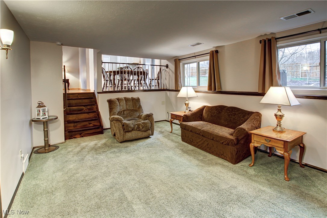 9603 Munich Drive, Parma, Ohio image 22