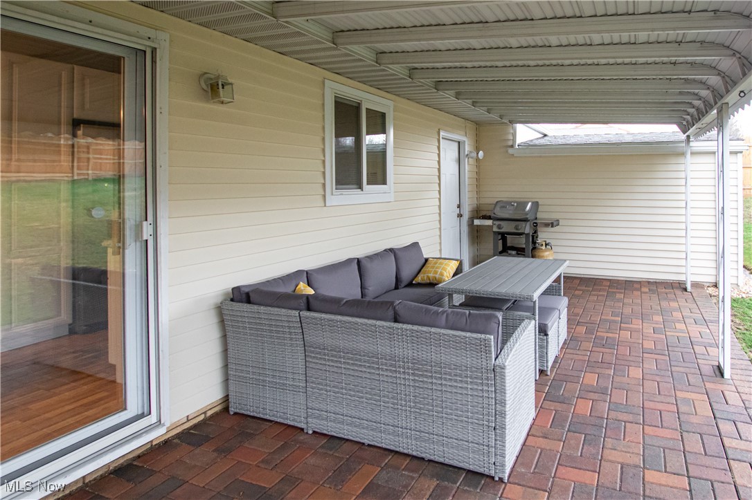 9603 Munich Drive, Parma, Ohio image 29
