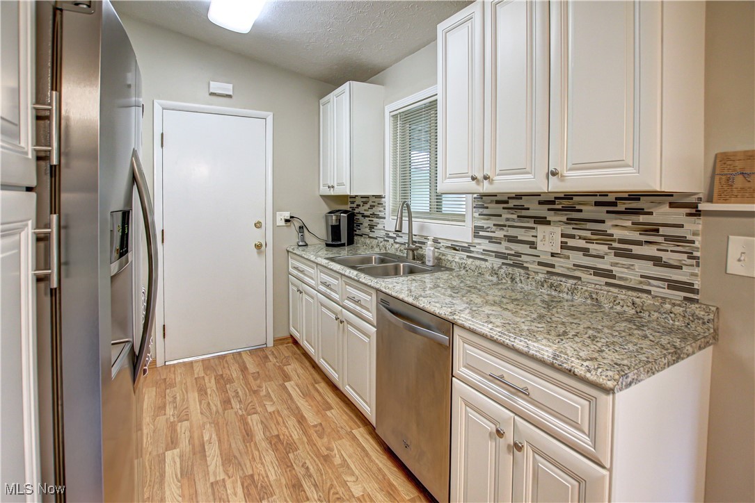 9603 Munich Drive, Parma, Ohio image 2