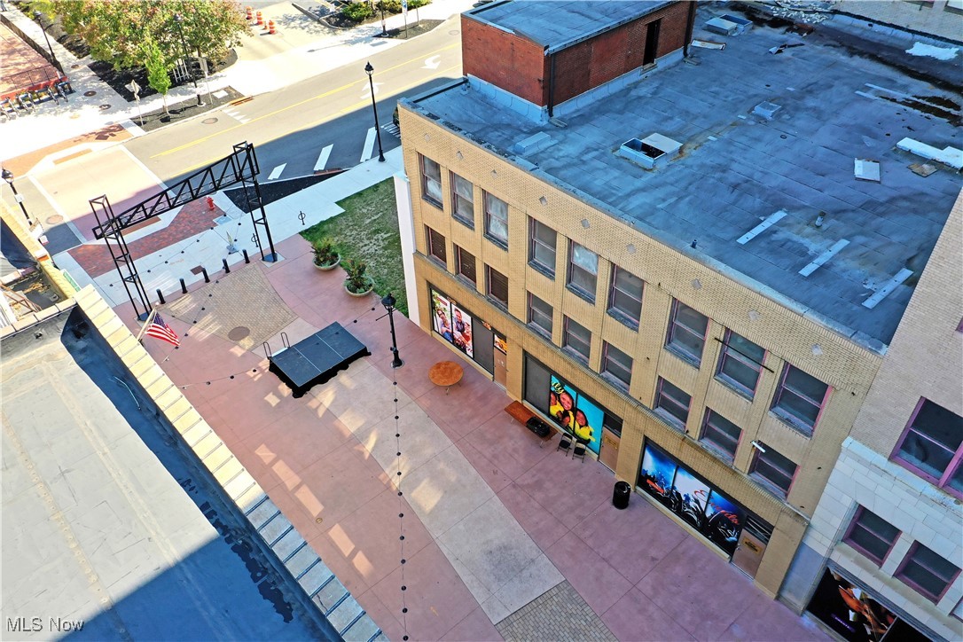 City/Youngstown - Commercial Sale