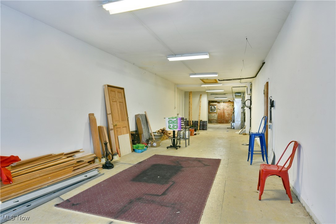 City/Youngstown - Commercial Sale