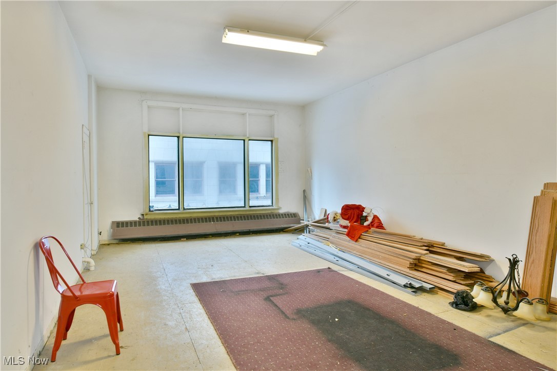 City/Youngstown - Commercial Sale