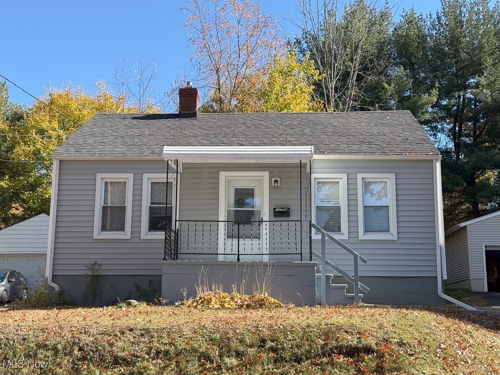 This newly refreshed 2 BDRM Ranch located on the quite tree lined streets of Hillside Terrace is looking for it new owner. The home sits in a desirable neighborhood near parks, schools and highways. New flooring throughout the first floor and fresh paint on the walls. All it needs is its new owner. Schedule your showing today.