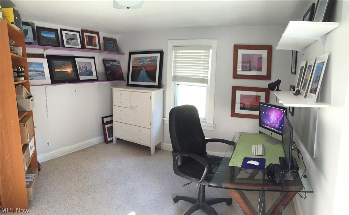 Midland Moor 03 - Residential Lease