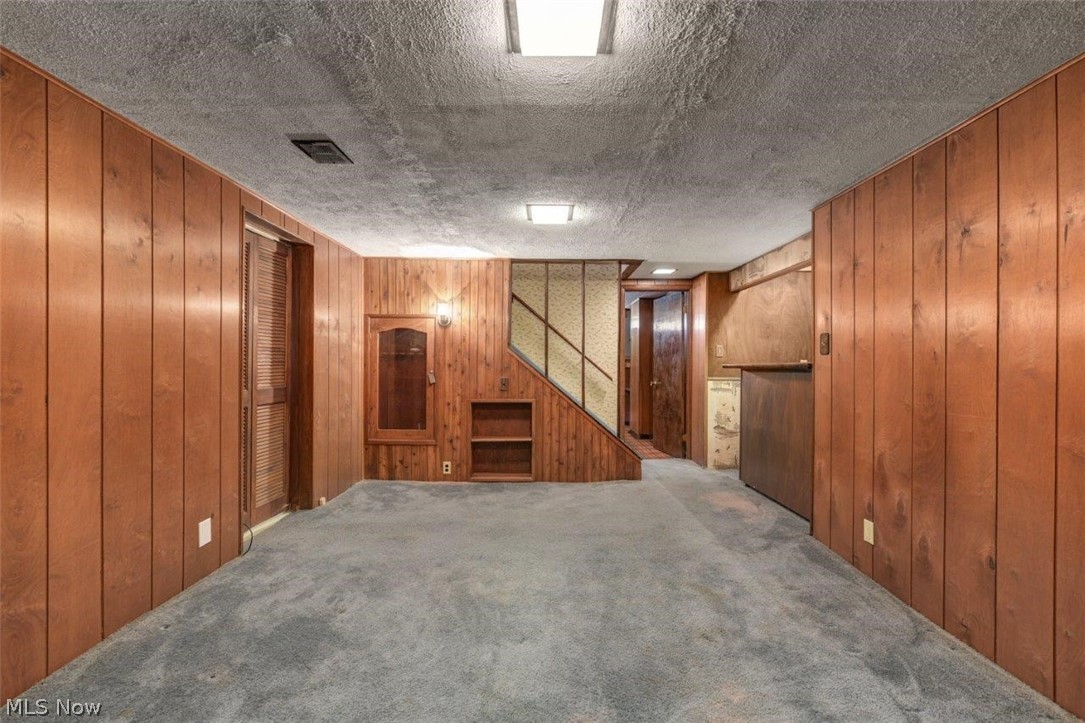 Euclid View Allotment - Residential