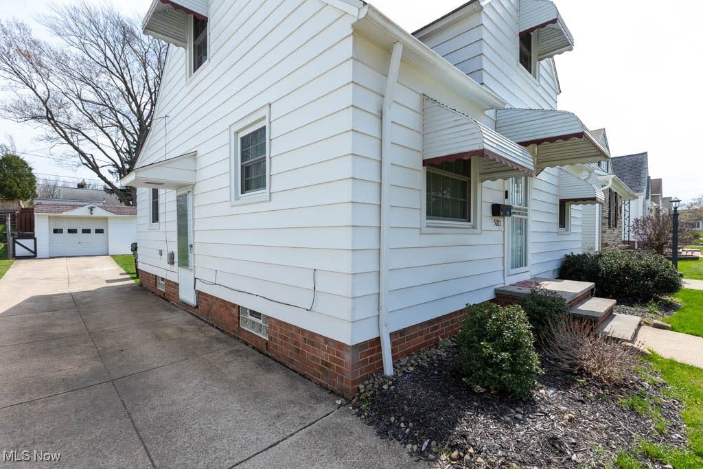 5021 E 115th Street, Garfield Heights, Ohio image 35