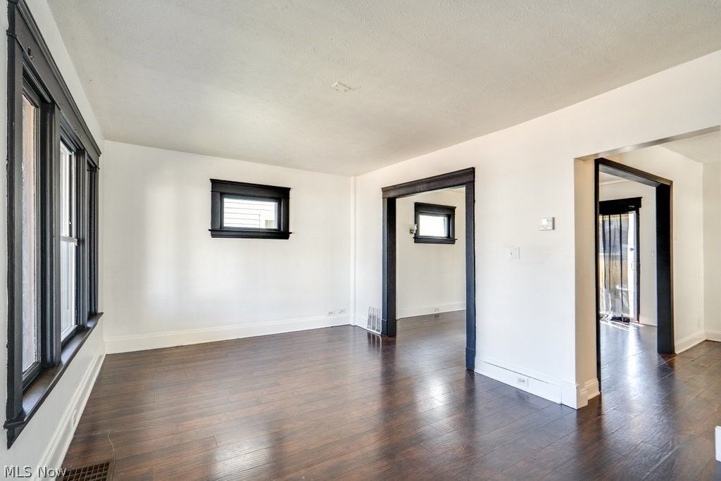 Photo of 4276 W 21st Street, Cleveland, OH 44109 (MLS # 5192350)