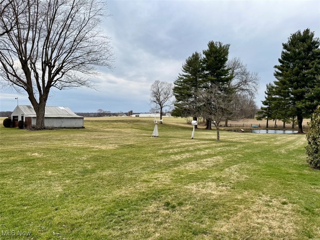 7551 Pinedale Street, Hartville, Ohio image 20