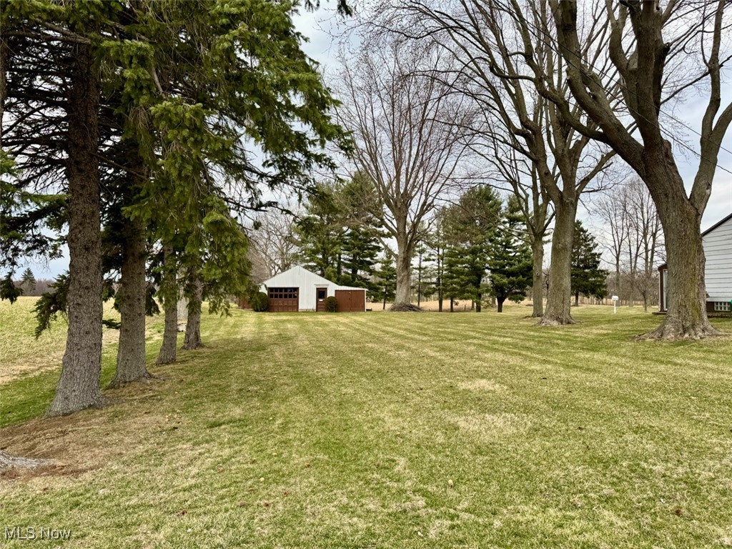 7551 Pinedale Street, Hartville, Ohio image 6