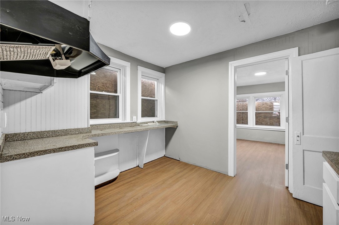 H Bele & S M Pettebones - Residential