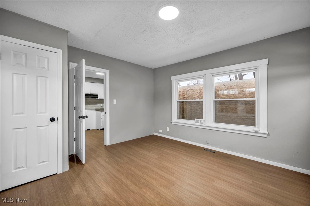 H Bele & S M Pettebones - Residential