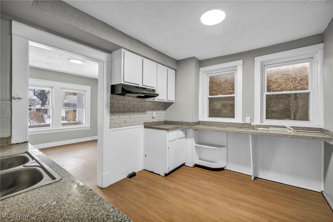 H Bele & S M Pettebones - Residential