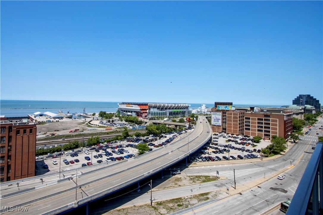 Pinnacle Condominium - Residential