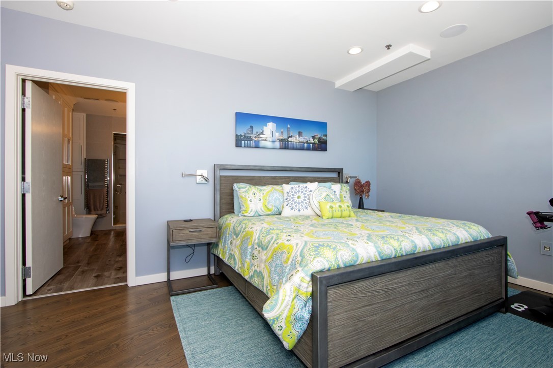 Pinnacle Condominium - Residential