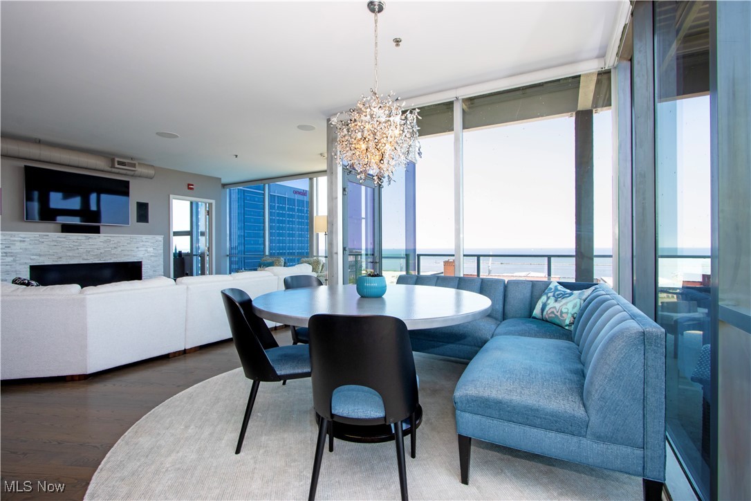 Pinnacle Condominium - Residential