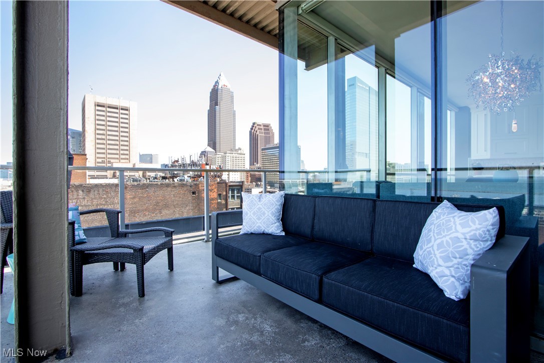 Pinnacle Condominium - Residential