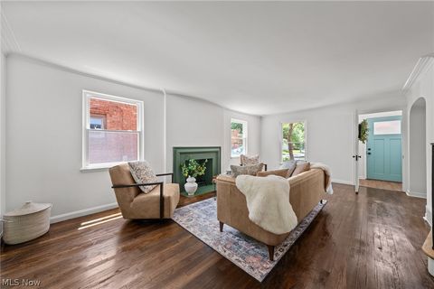 Tiny photo for 1913 Staunton Road, Cleveland Heights, OH 44118 (MLS # 5216607)