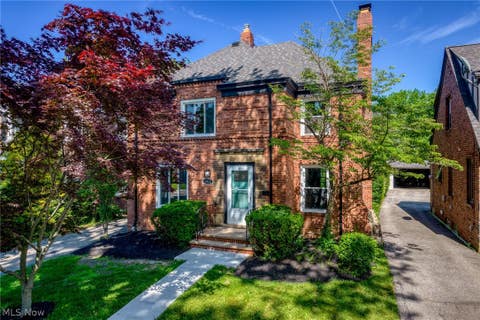 Photo of 1913 Staunton Road, Cleveland Heights, OH 44118 (MLS # 5216607)