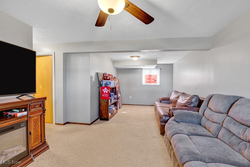 6298 Elmdale Road, Brook Park, Ohio image 19