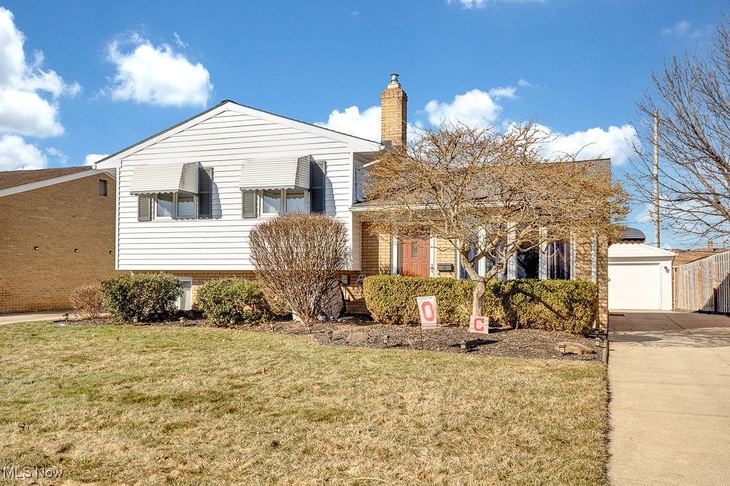 6298 Elmdale Road, Brook Park, Ohio image 2