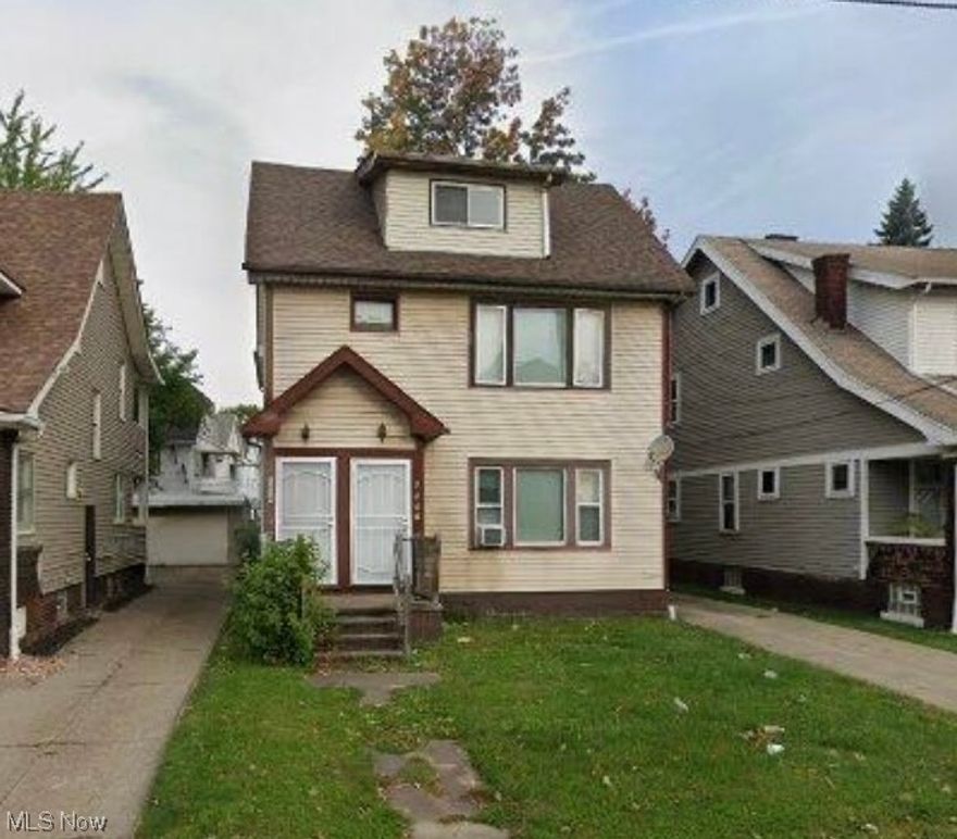 Income Producing Investment Opportunity! Upper level tenant is on a month to month lease paying $675.00 plus gas/electric. Lower level is vacant. POF/Pre Approval Required PRIOR to a showing being approved. 24 hour notice required for upper level. Lower level & basement is available to show at your convenience. Upper level showing will be granted with 24 hour notice and ACCEPTED offer. Rent out both units or move into the vacant unit! BUYERS/INVESTORS you will need to contact a buyers agent (that's any agent licensed in Ohio that is not the listing agent - no dual agency option - no exceptions).