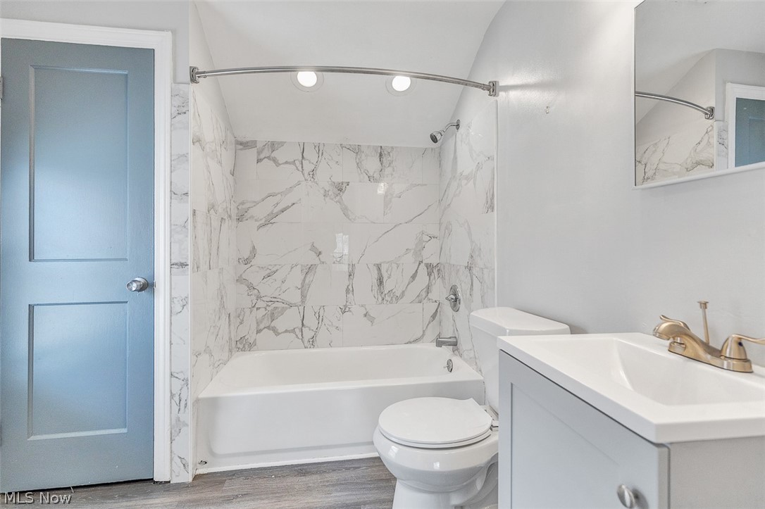 Waid & Duffys Center Hwy - Residential