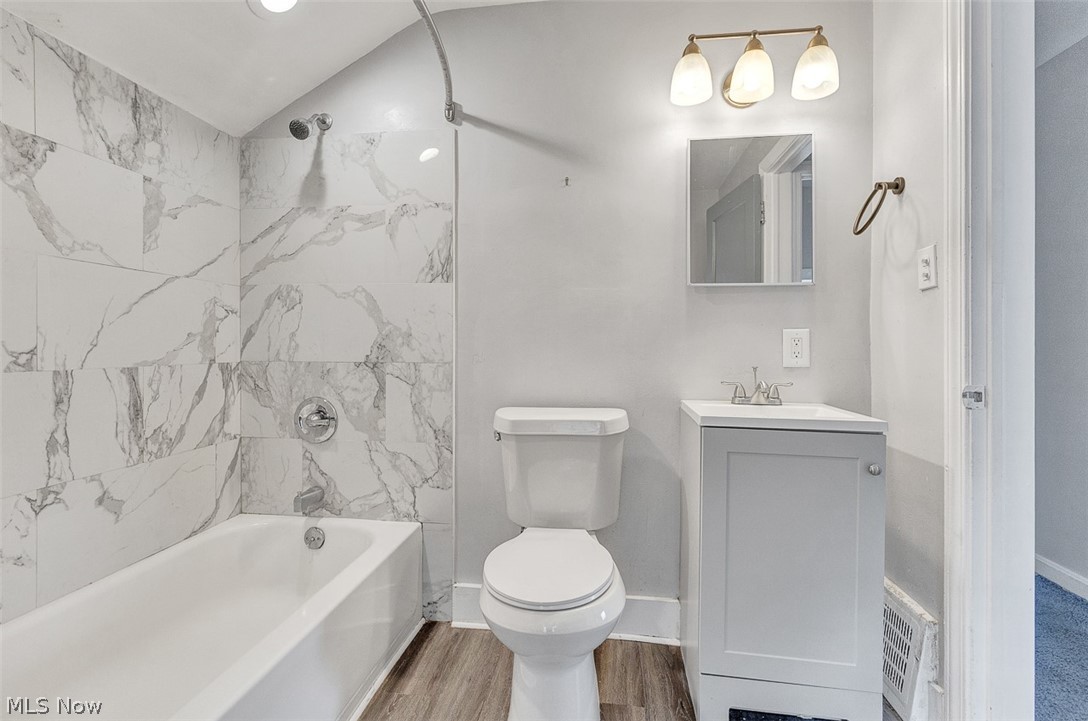 Waid & Duffys Center Hwy - Residential