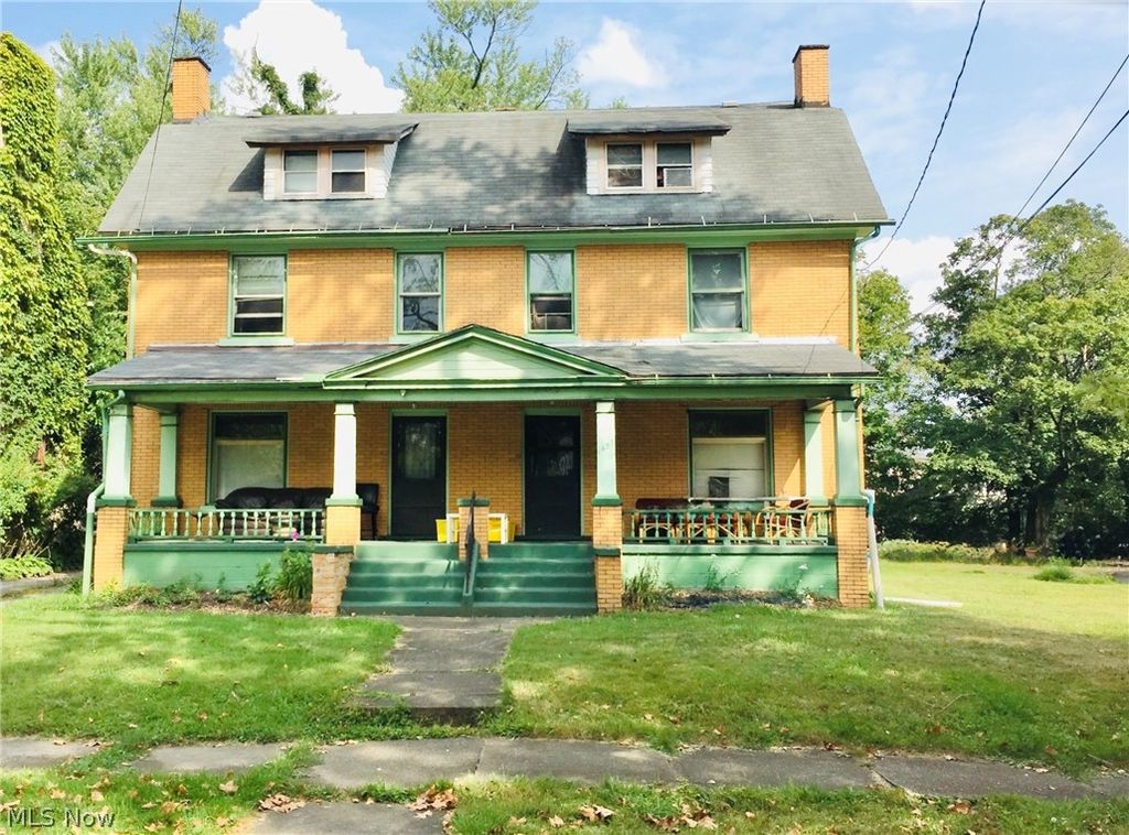 Photo of 1457 Ohio Avenue, Youngstown, OH 44504 (MLS # 5206553)