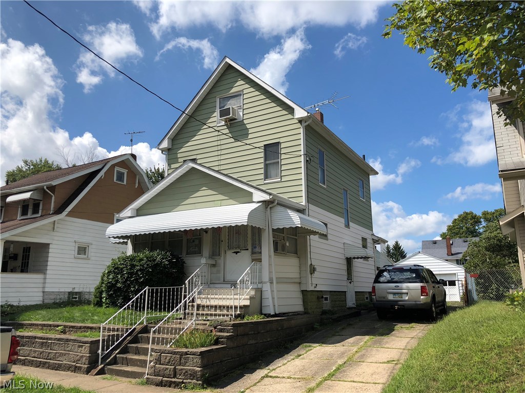 Attention investors and first time homebuyers! Come check out 1210 Collinwood locates in Akron’s very proud North Hill!
This three-bedroom has much to offer its new owner- priced under $55,000 we feature an enclosed front porch, fenced in backyard, two car plus garage with an opener, central air, formal dining room, eat in kitchen, a bath and a half, covered back patio,and a home buyers warranty! Call today for a private viewing!!